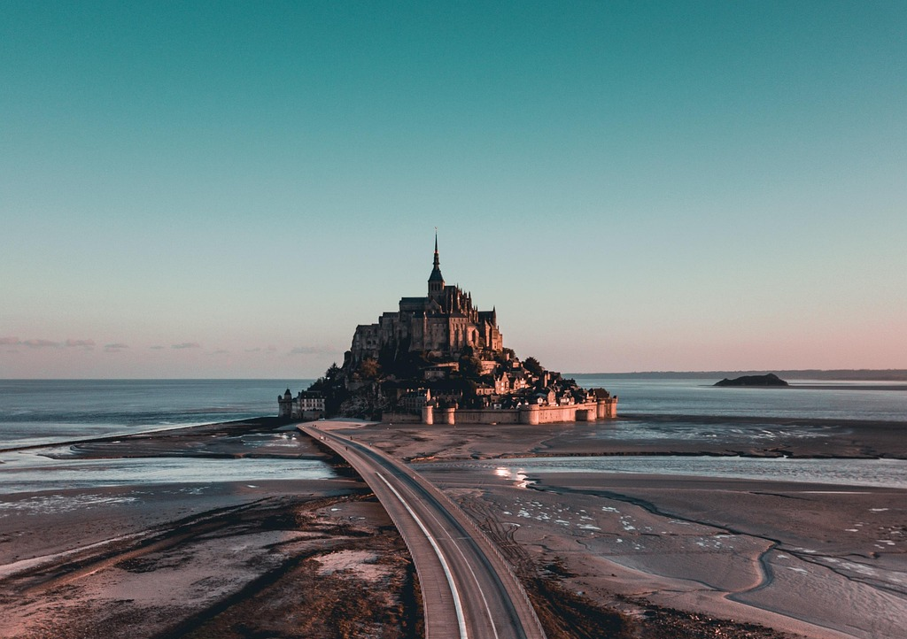 TOUR DELLA NORMANDIA E MONT ST MICHEL